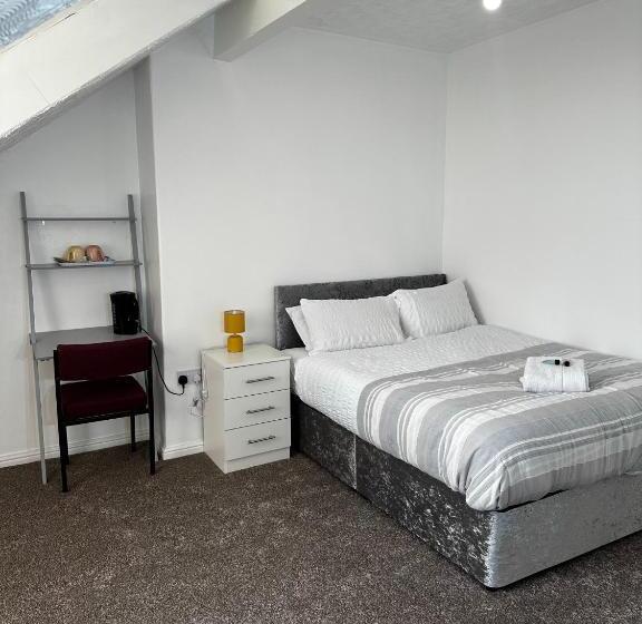 Номер Стандарт Совместная Ванная, Le Crescent Rooms, Room Stays