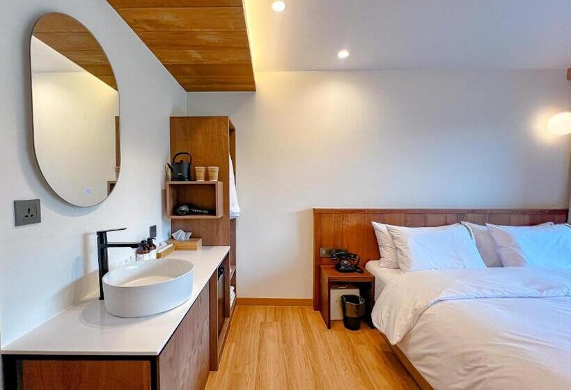 디럭스 룸, Ganwoljae