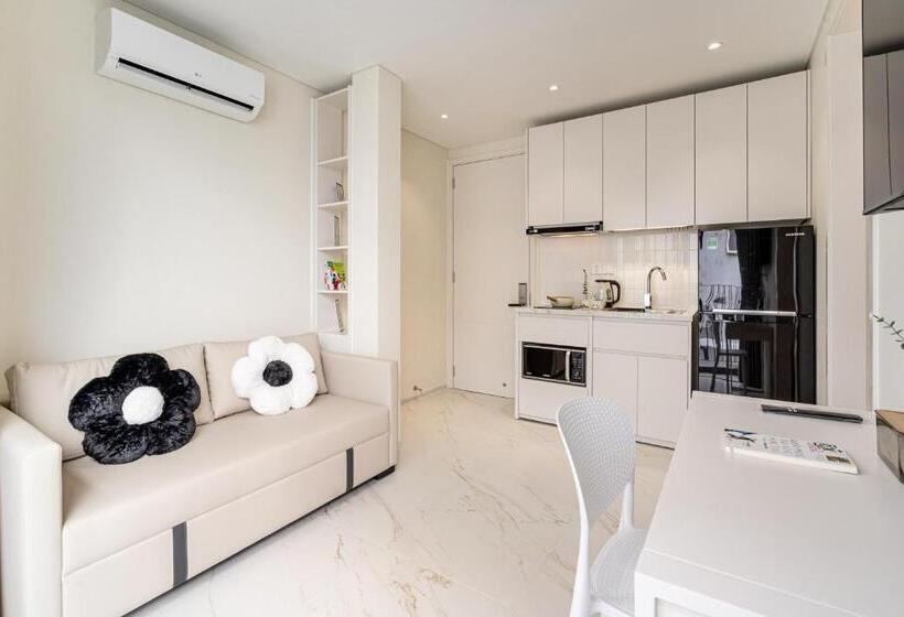 سوئیت جونیور با چشم‌انداز باغ, Vista   Phu My Hung