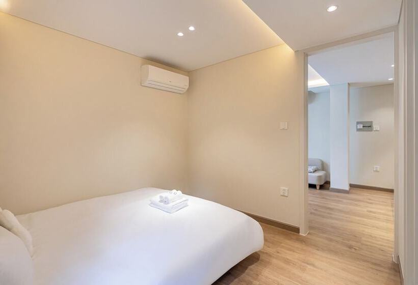 سوئیت جونیور با چشم‌انداز باغ, Vista   Phu My Hung