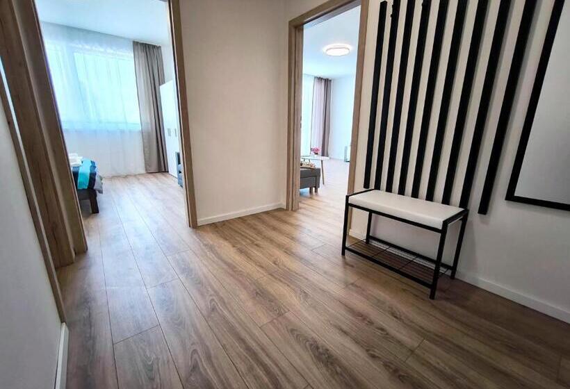 Апартаменты 1 Спальня с Балконом, Apartmány Karpatia S Privátnym Parkovaním