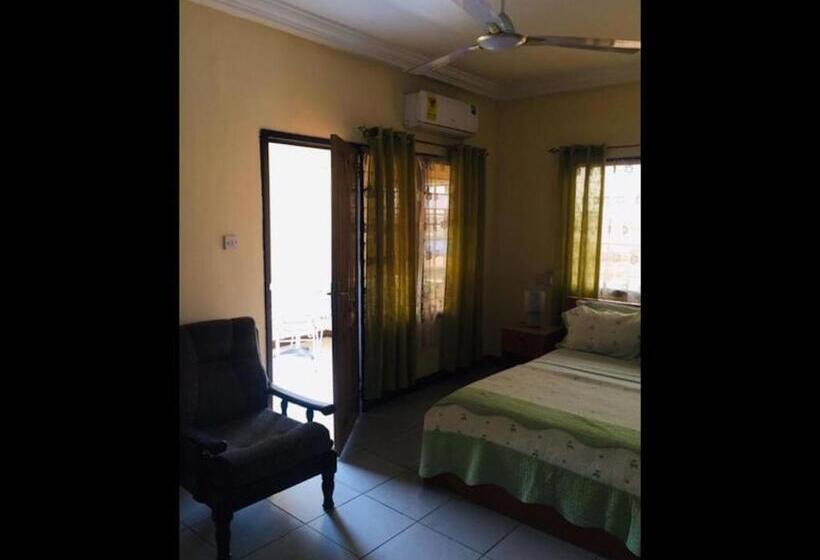 غرفة قياسية فردية, Room In Bb   Single Room With Balcony