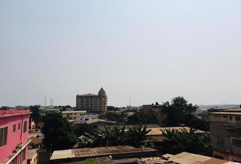 スタンダードシングルルーム, Room In Bb   Single Room With Balcony