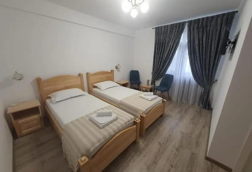 اتاق استاندارد, Pensiunea Alicia