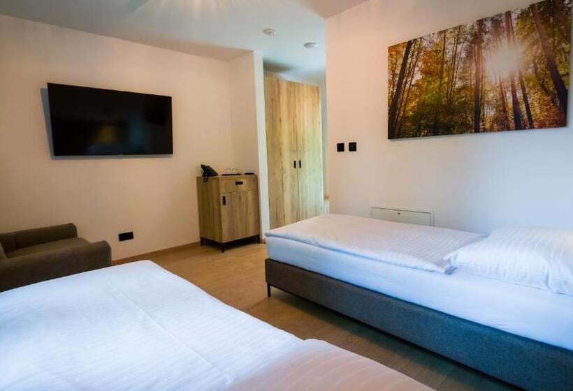 ファミリールーム, Púšť Rekreačné Stredisko