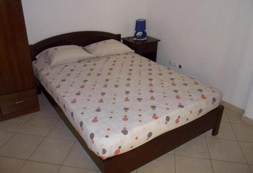 Quarto Quádruplo Standard, Basic