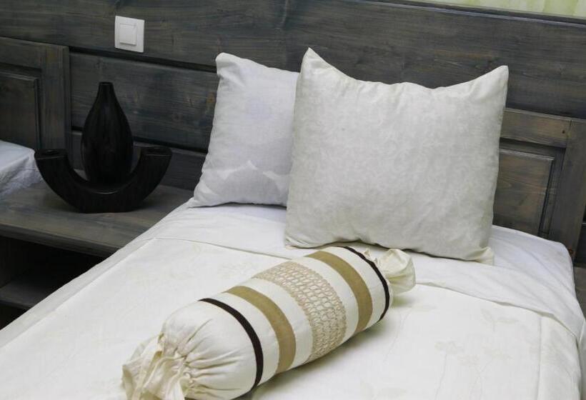 اتاق استاندارد چهار تخته, Vivenda Viviani