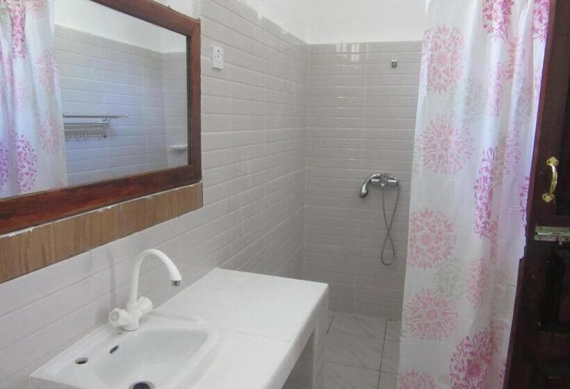 اتاق لوکس, Baraka Beach Bungalows