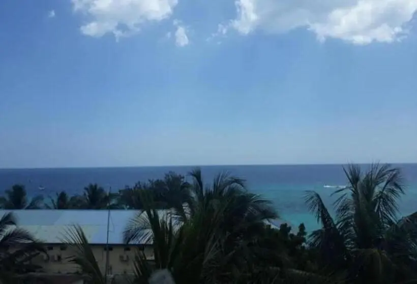 اتاق لوکس با چشم‌انداز دریا, Baraka Beach Bungalows