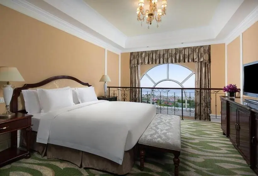 Duplex-sviitti, Crowne Plaza Ocean Spring Resort, An Ihg
