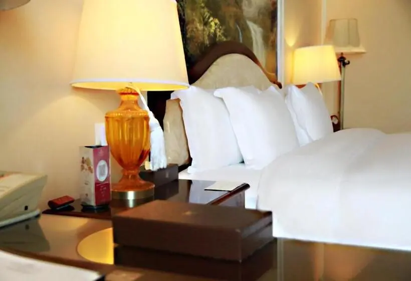 Superior-sviitti, Crowne Plaza Ocean Spring Resort, An Ihg