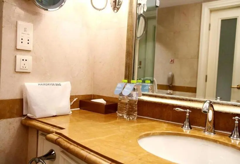 Standard-huone, Crowne Plaza Ocean Spring Resort, An Ihg