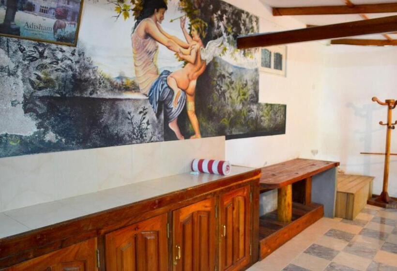 بنجلو ديلوكس, Green Valley Holiday Resort