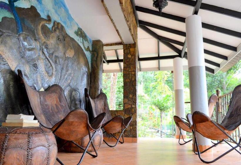 بنجلو قياسى, Green Valley Holiday Resort