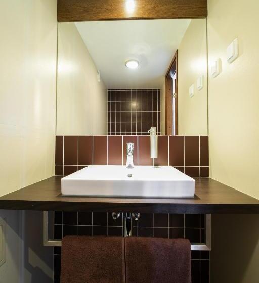 スイート, Johan Spa