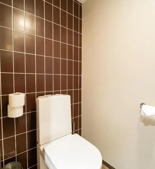 سوییت, Johan Spa