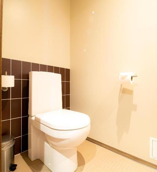 ジュニアスイート, Johan Spa