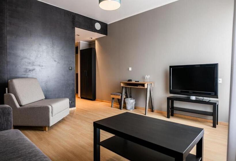 ファミリールーム, Johan Spa