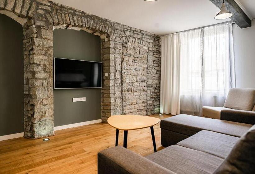 スイート(家族用), Johan Spa