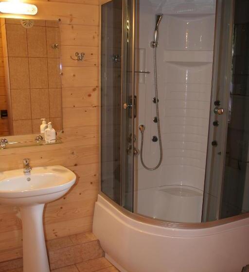 سوییت, On Dovbush Path