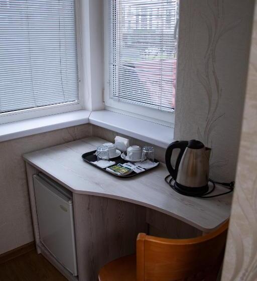 اتاق اکونومی, Piligrim 2