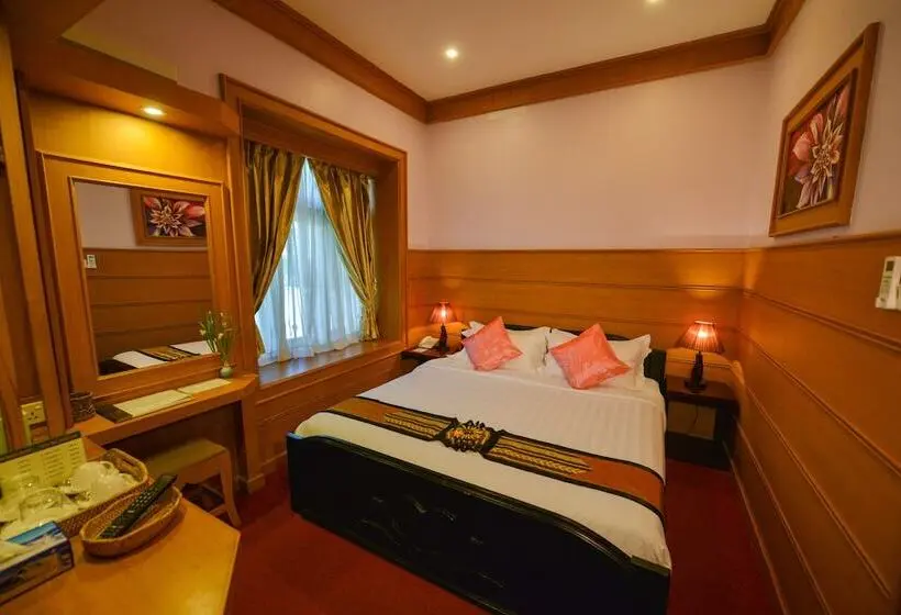 اتاق سوپریور, Shwe Kyun