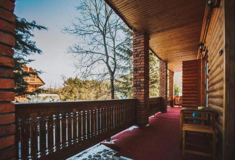 آپارتمان 1 خوابه با تراس, U Yaroslava