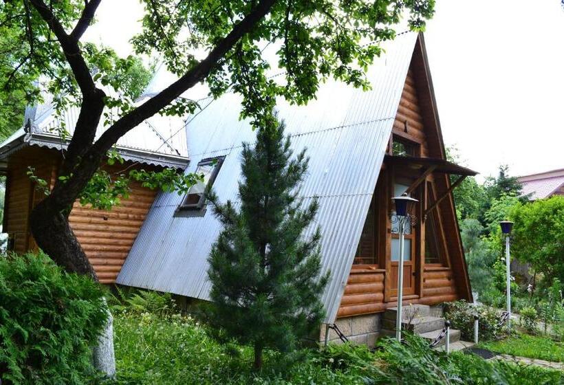 خانه 2 خوابه, U Yaroslava