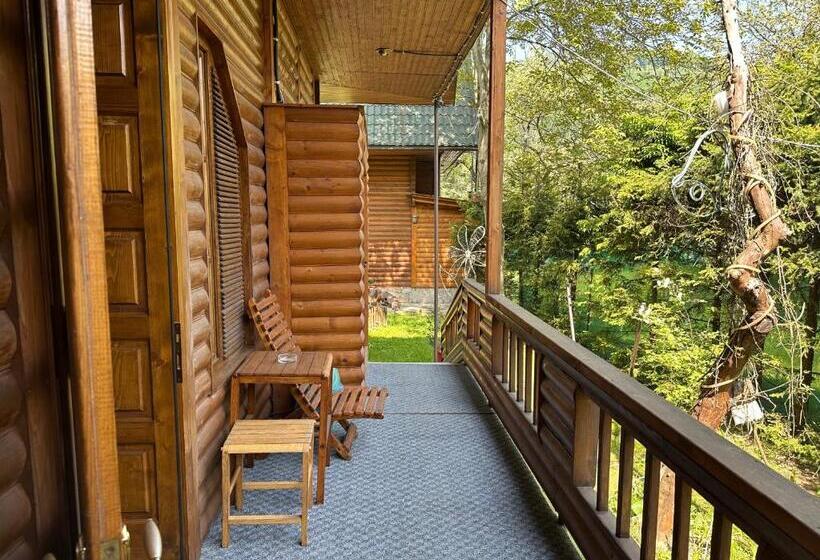 اتاق استاندارد, U Yaroslava