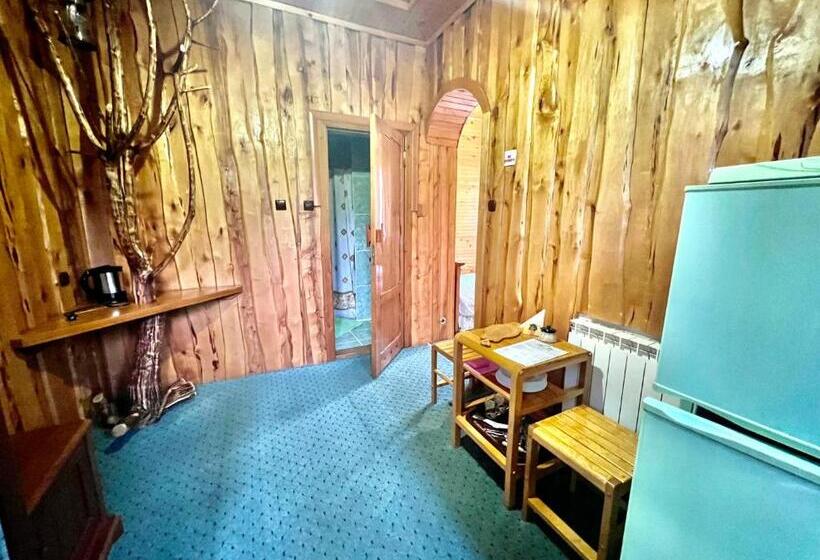 اتاق استاندارد, U Yaroslava