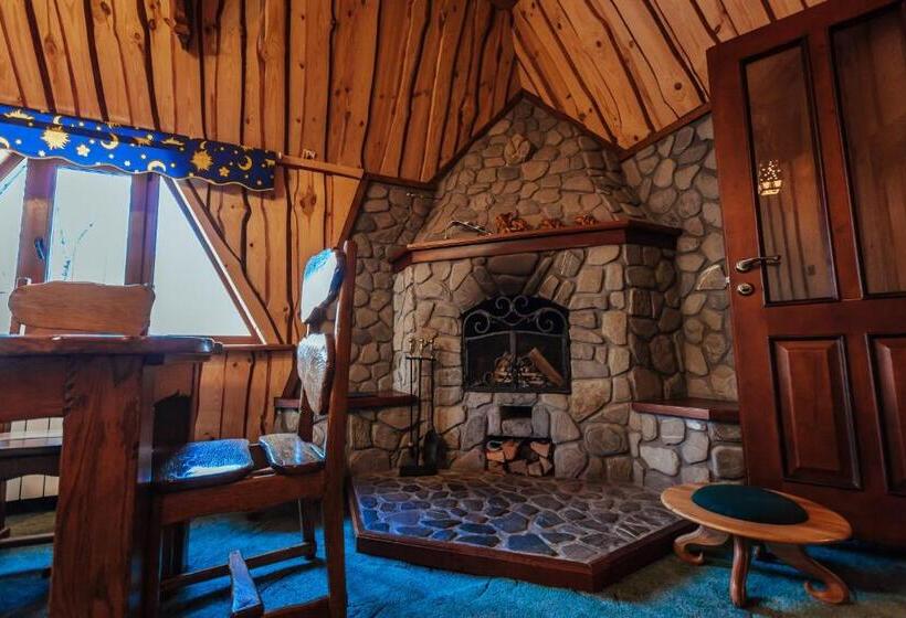 آپارتمان 3 خوابه, U Yaroslava