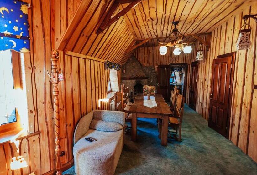 آپارتمان 3 خوابه, U Yaroslava