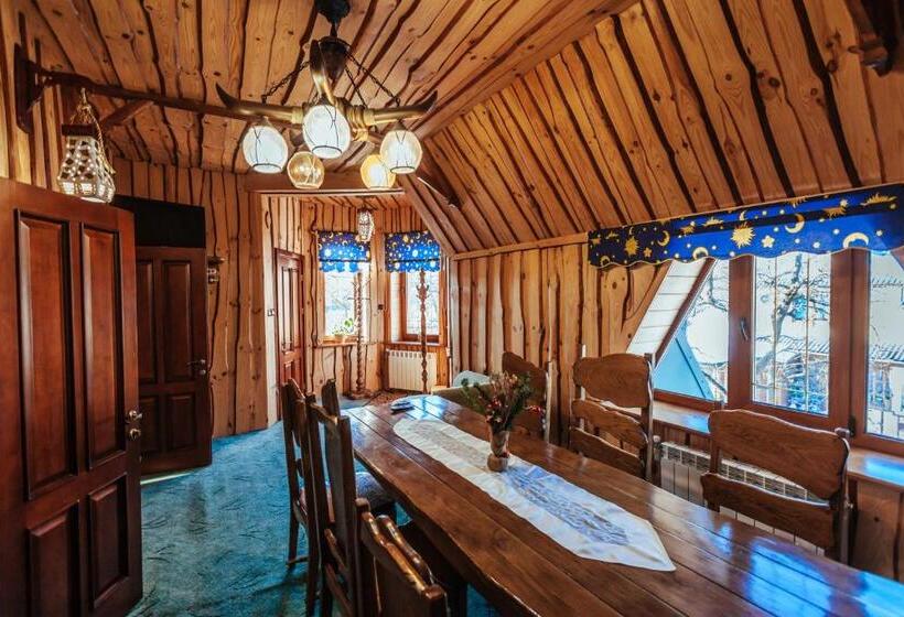 آپارتمان 3 خوابه, U Yaroslava