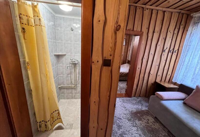 آپارتمان 2 خوابه, U Yaroslava