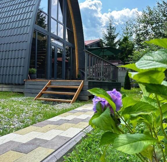 خانه 2 خوابه, U Yaroslava