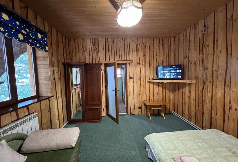 آپارتمان 1 خوابه با تراس, U Yaroslava