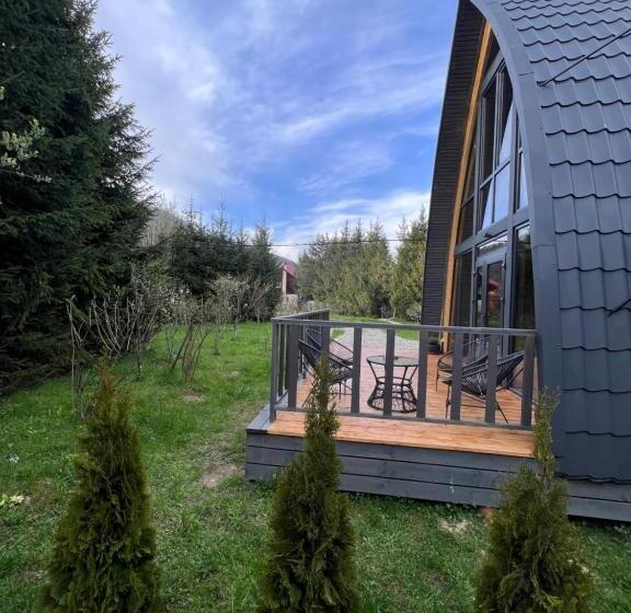 خانه 2 خوابه, U Yaroslava