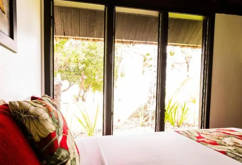 بانگلوی استاندارد با چشم‌انداز دریا, Tambua Sands Beach Resort