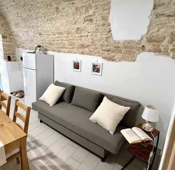 شقة غرفة واحدة, B&b Casa Belfiore