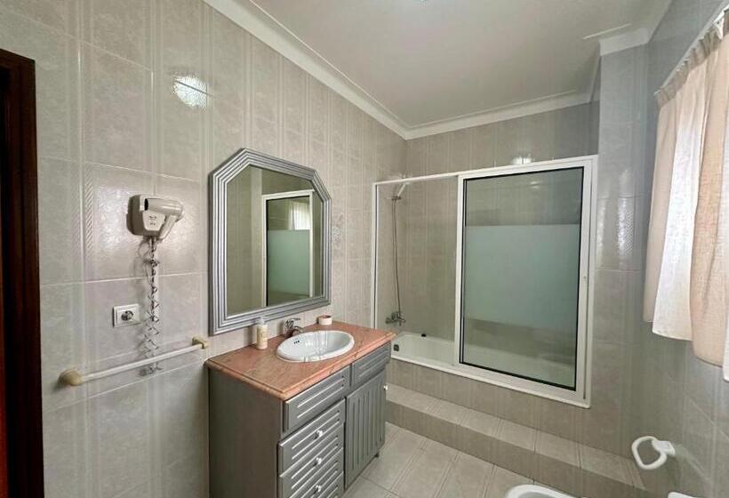 اتاق استاندارد با بالکن, Best Houses Portugal Residence I