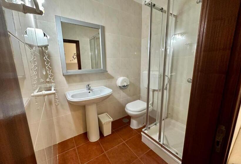 标准三人间, Best Houses Portugal Residence I