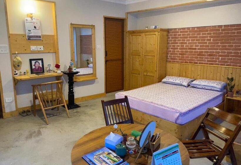 اتاق استاندارد, Nagadesh Homestay