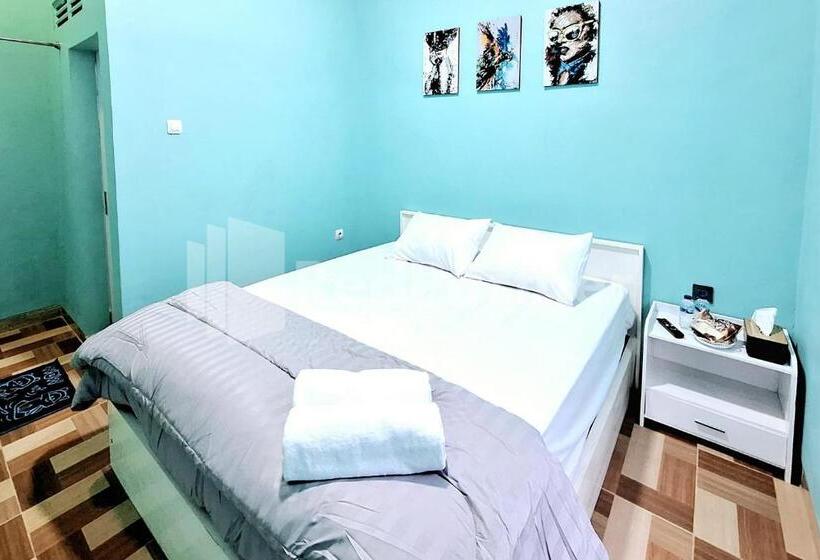 Standard Szoba, Griya Prashasta Redpartner