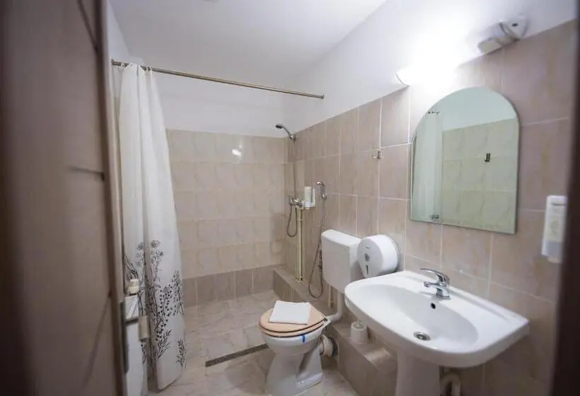 Quarto Triplo Standart, Imperium
