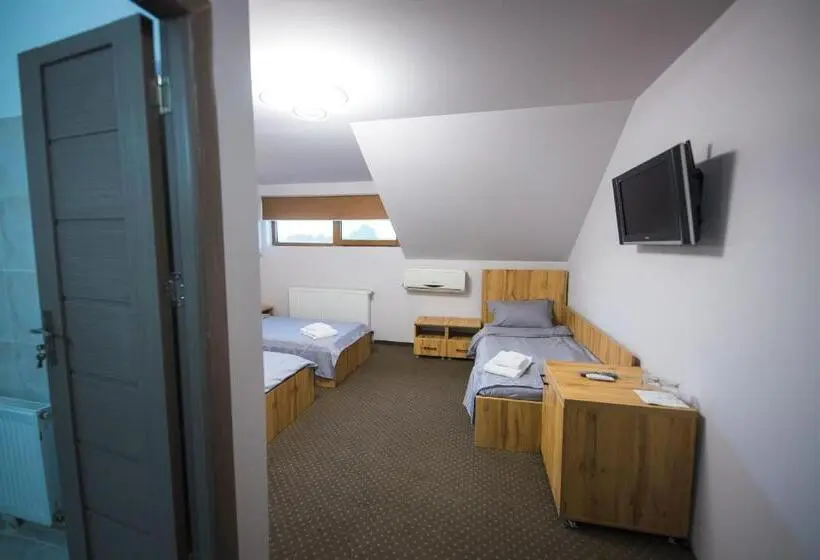 Quarto Triplo Standart, Imperium