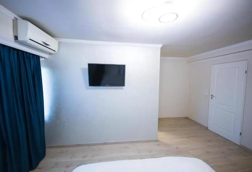 Apartamento Deluxe 2 Dormitórios, Imperium