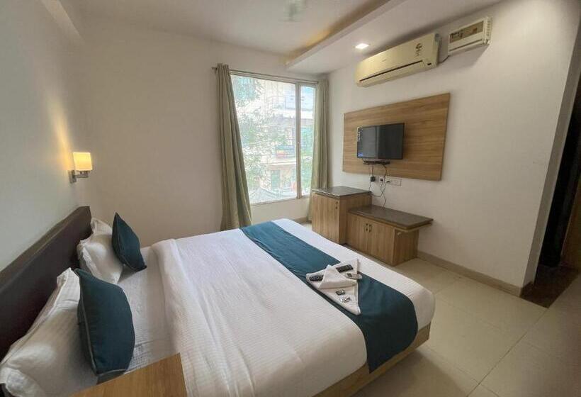 اتاق لوکس, Pacific Inn Green, Gurgaon