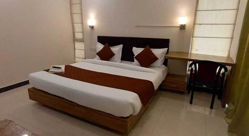 اتاق استاندارد یک نفره, Pacific Inn Green, Gurgaon