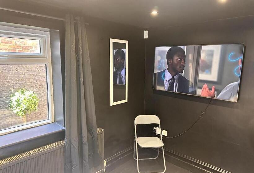 חדר סטנדרט חדר אמבטיה משותף, Digz