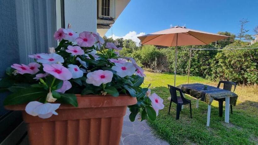 غرفة قياسية مطلّة علي الحديقة, Villa Red Melons